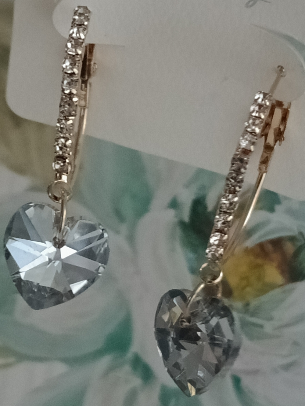 Pretty Crystal Heart Drop Hoop Earrings - Gold Tone